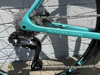 Brugt Bianchi Specialissima RC Durace Di2 2025 2025 Road & Gravel — billede 9 af 10