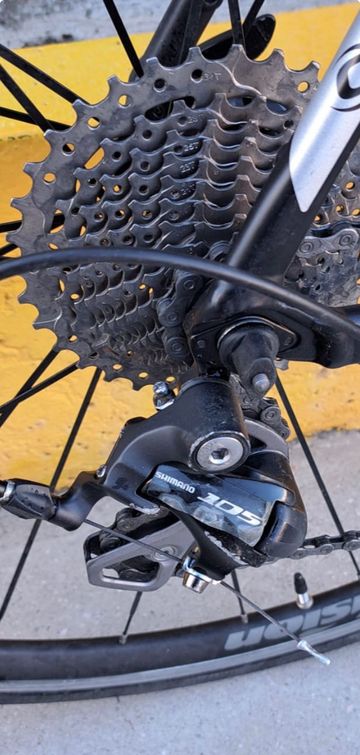 Used Canondale Custom Shimano 105 2018 Road & Gravel, Black — image 6 of 9