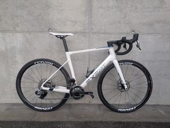 Exept Custom SRAM Red eTap AXS 2022 Route & Gravel d'occasion