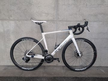 Tweedehands Exept Custom SRAM Red eTap AXS 2022 Road & Gravel