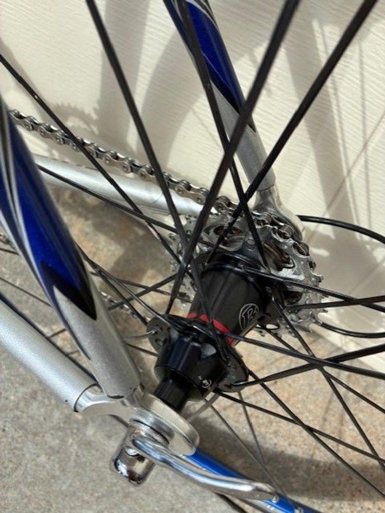 Used Trek 5200 2003 2003 Road & Gravel, Light Gray — image 7 of 13