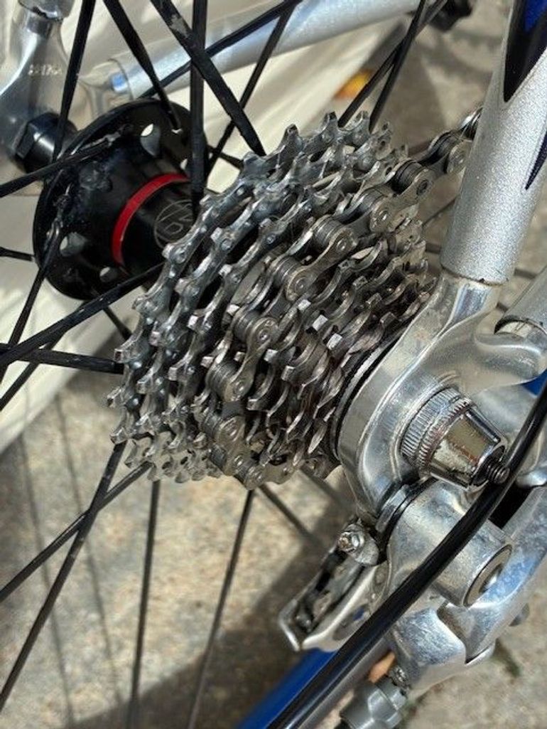 Used Trek 5200 2003 2003 Road & Gravel, Light Gray — image 5 of 13