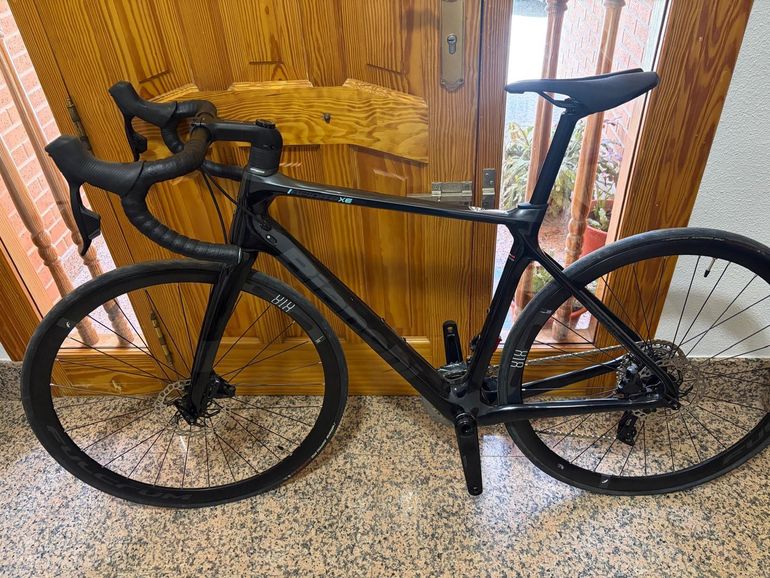 Použité Bianchi Infinito XE Rival eTap AXS 2024 2024 Road & Gravel — obrázek 2 z 10