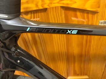 Použité Bianchi Infinito XE Rival eTap AXS 2024 2024 Road & Gravel — obrázek 8 z 10