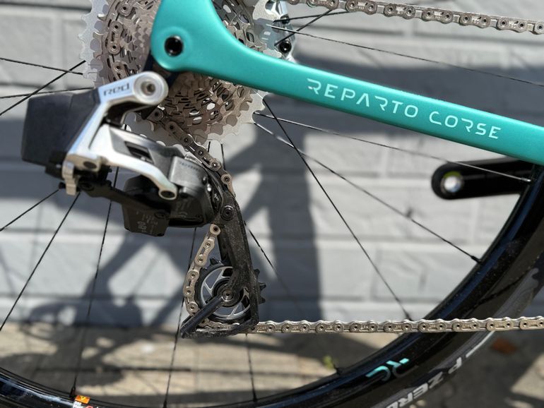 Bianchi Specialissima RC Sram Red eTap AXS 2025 2025 Road & Gravel d'occasion — image 3 sur 6
