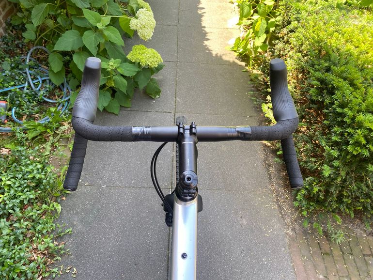 Used Cannondale Topstone Apex 1 2025 2025 Road & Gravel, Light Gray — image 6 of 13