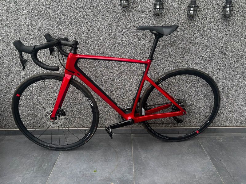 Używany Van Rysel EDR CF DISC 2021 Road & Gravel