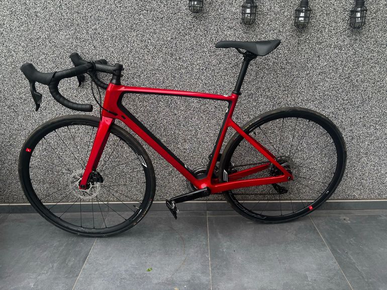 Used Van Rysel EDR CF DISC 2021 Road & Gravel, Red — image 21 of 37