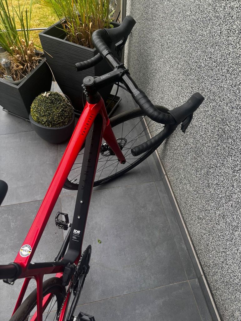 Used Van Rysel EDR CF DISC 2021 Road & Gravel, Red — image 12 of 37