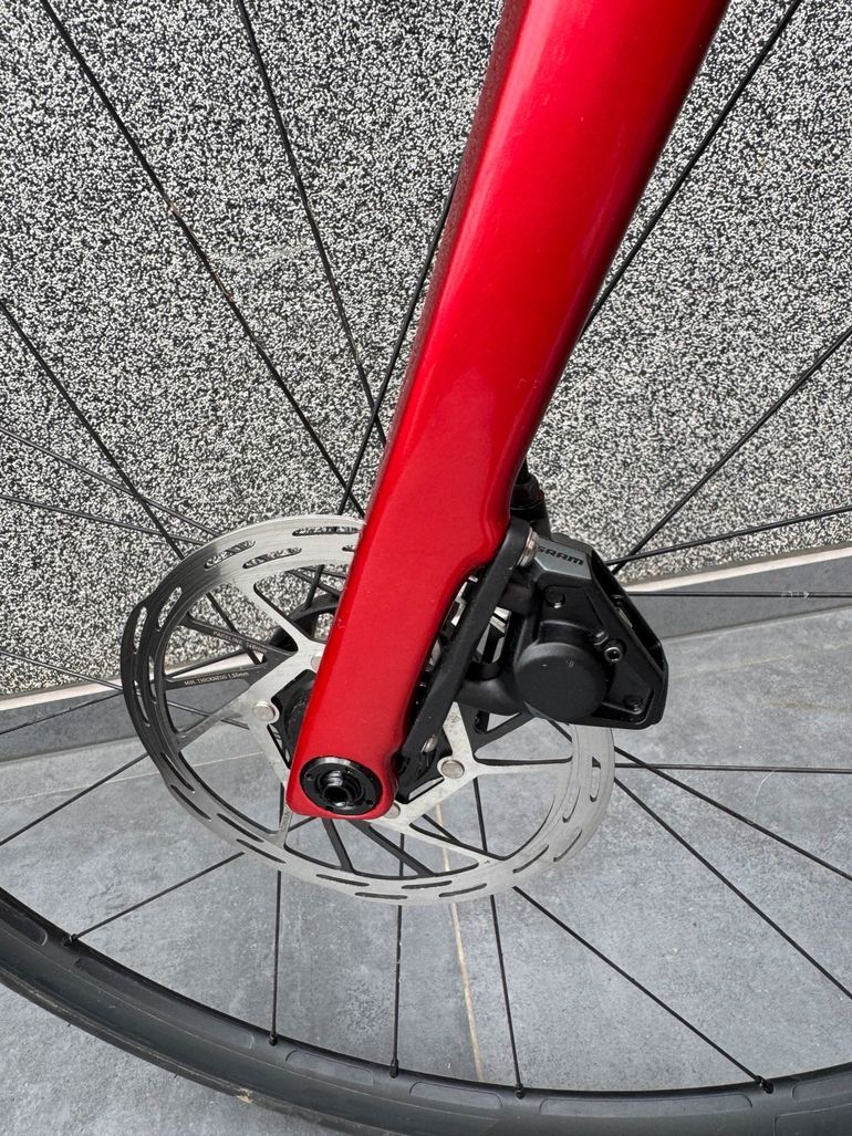 Used Van Rysel EDR CF DISC 2021 Road & Gravel, Red — image 6 of 37