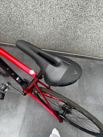 Used Van Rysel EDR CF DISC 2021 Road & Gravel, Red — image 8 of 37