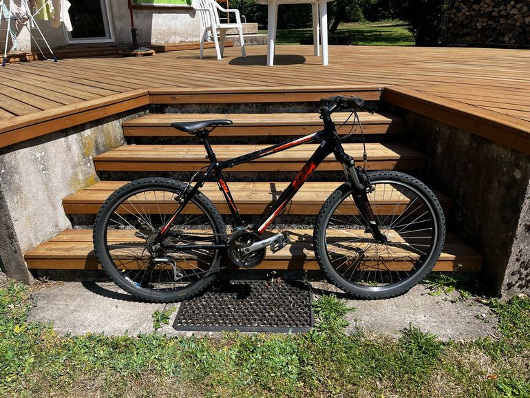 Used KTM Chicago Shimano Acera 2015 Mountainbike, Black — image 1 of 30