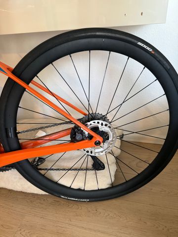 Used BMC Roadmachine ONE 2023 2023 Road & Gravel, Orange — image 4 of 10