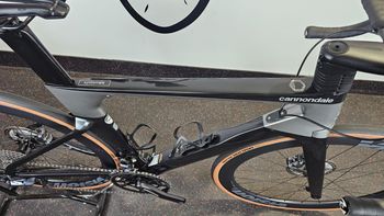 Použité Cannondale SystemSix Carbon Ultegra 2023 2023 Road & Gravel — obrázek 12 z 20