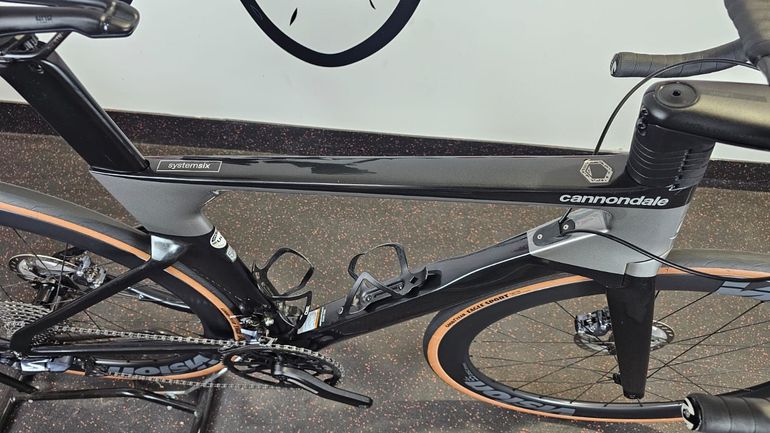 Použité Cannondale SystemSix Carbon Ultegra 2023 2023 Road & Gravel — obrázek 12 z 20