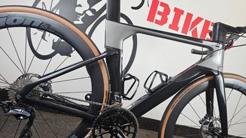 Použité Cannondale SystemSix Carbon Ultegra 2023 2023 Road & Gravel — obrázek 14 z 20