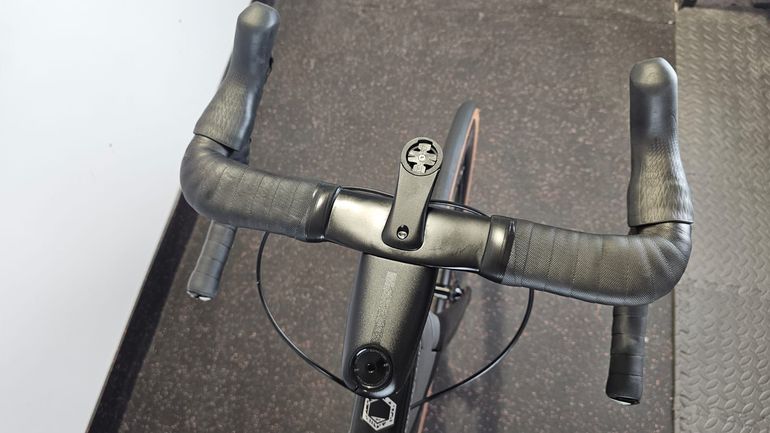 Použité Cannondale SystemSix Carbon Ultegra 2023 2023 Road & Gravel — obrázek 10 z 20