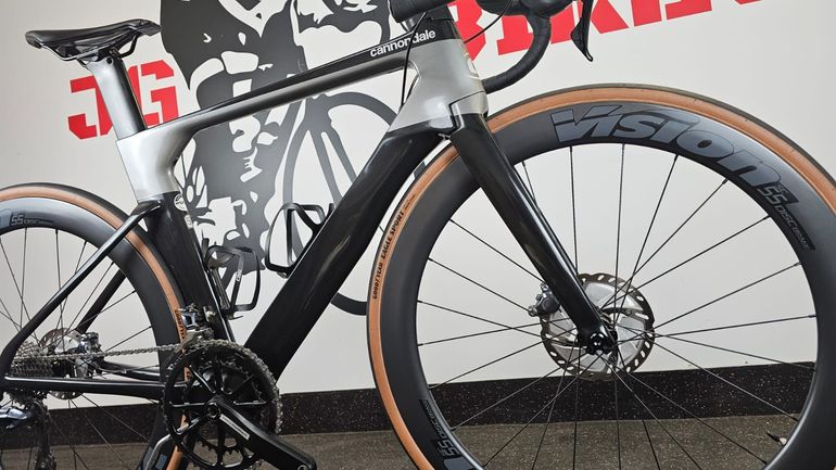 Použité Cannondale SystemSix Carbon Ultegra 2023 2023 Road & Gravel — obrázek 8 z 20