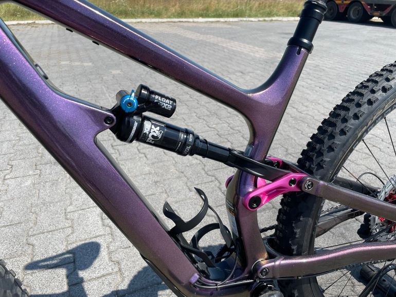 Used Cannondale Habit Carbon SE 2021 2021 Mountainbike, Purple — image 9 of 11