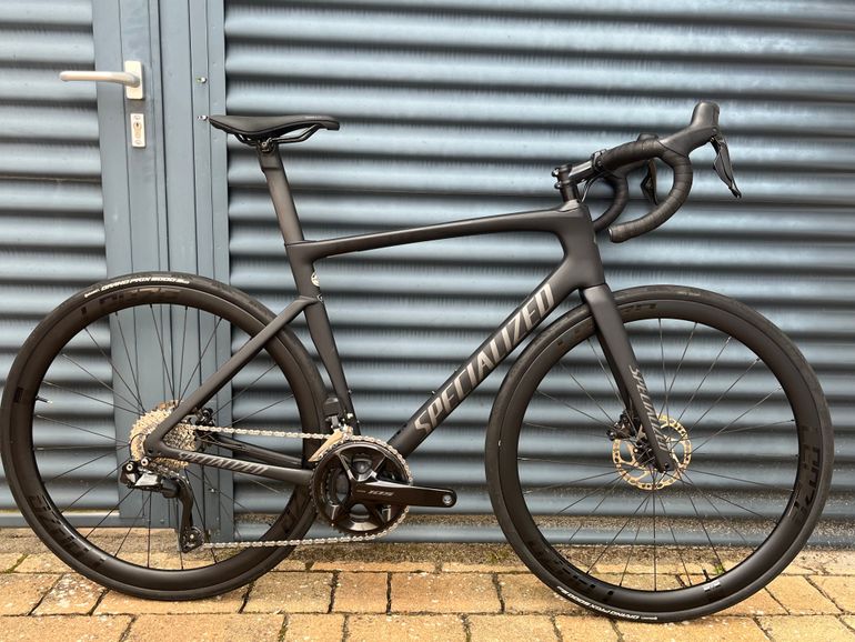 Used Specialized Tarmac SL7 Comp - Shimano 105 Di2 2025 2025 Road & Gravel, Light Gray — image 1 of 8