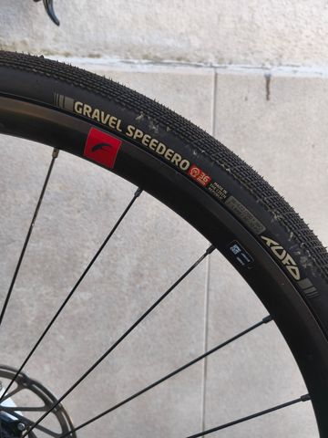 3T Exploro RaceMax BOOST Dropbar 2022 2022 Road & Gravel usato, Verde — immagine 8 di 11