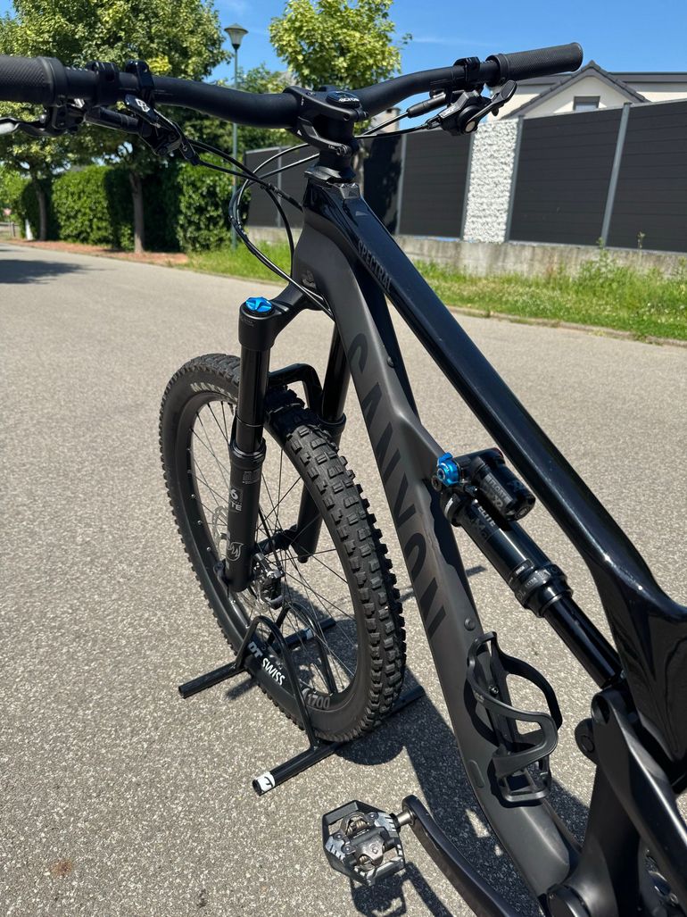 Použité Canyon Spectral CF 7 2025 2025 Mountainbike — obrázek 12 z 12