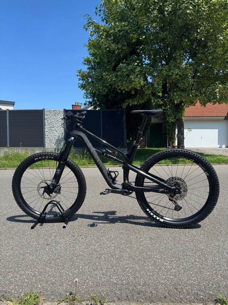 Použité Canyon Spectral CF 7 2025 2025 Mountainbike — obrázek 2 z 12