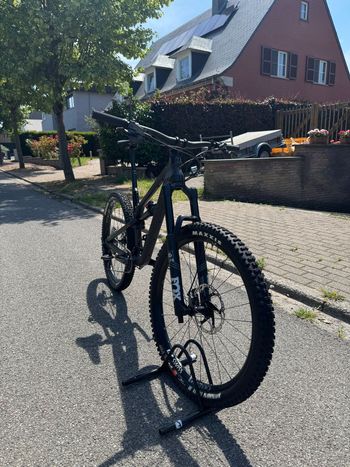 Použité Canyon Spectral CF 7 2025 2025 Mountainbike — obrázek 5 z 12