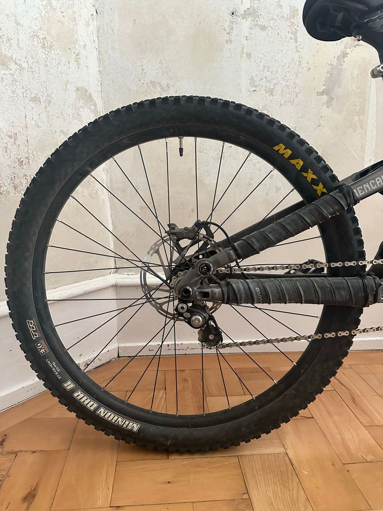 Brugt Commencal META SX V4 SIGNATURE 2022 2022 Mountainbike — billede 3 af 7