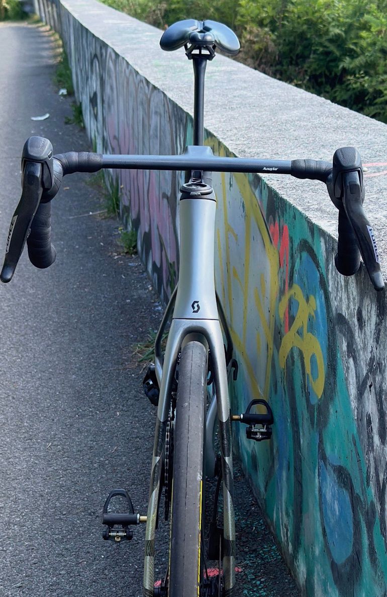 Used Scott Foil RC 30 2025 Frameset 2025 Road & Gravel, Light Gray — image 2 of 3