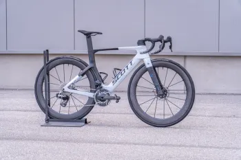 Brugt Scott Foil RC Pro Custom | SRAM RED | Syncros Capital SL | Gr. S 2026 Road & Gravel