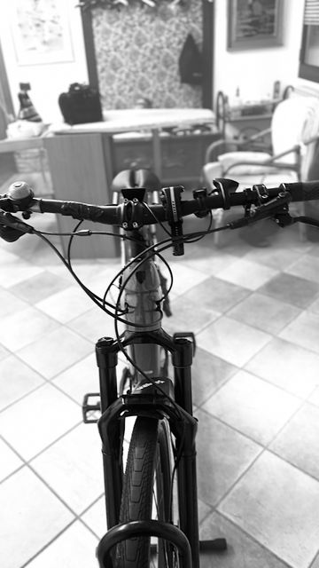 Käytetty Trek Powerfly 7 2021 2021 Mountainbike — kuva 5 / 6