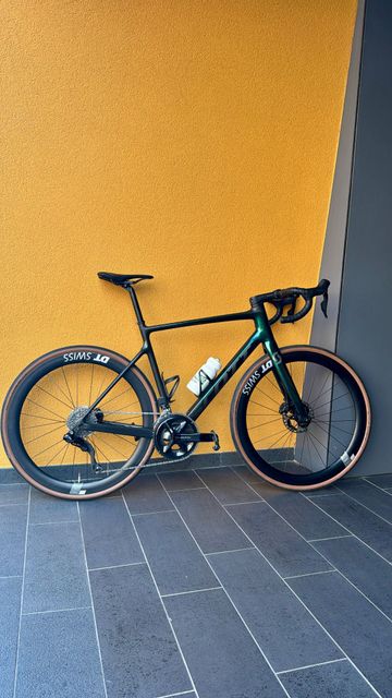 Used Scott Addict 20 2023 2023 Road & Gravel, Green — image 4 of 21