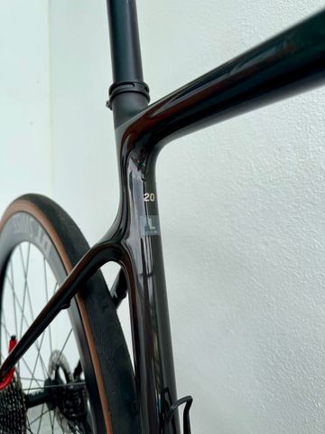 Used Scott Addict 20 2023 2023 Road & Gravel, Green — image 19 of 21