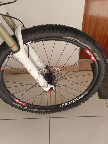 Použité Lee Cougan Custom Shimano Deore XT 2020 Mountainbike — obrázek 5 z 6