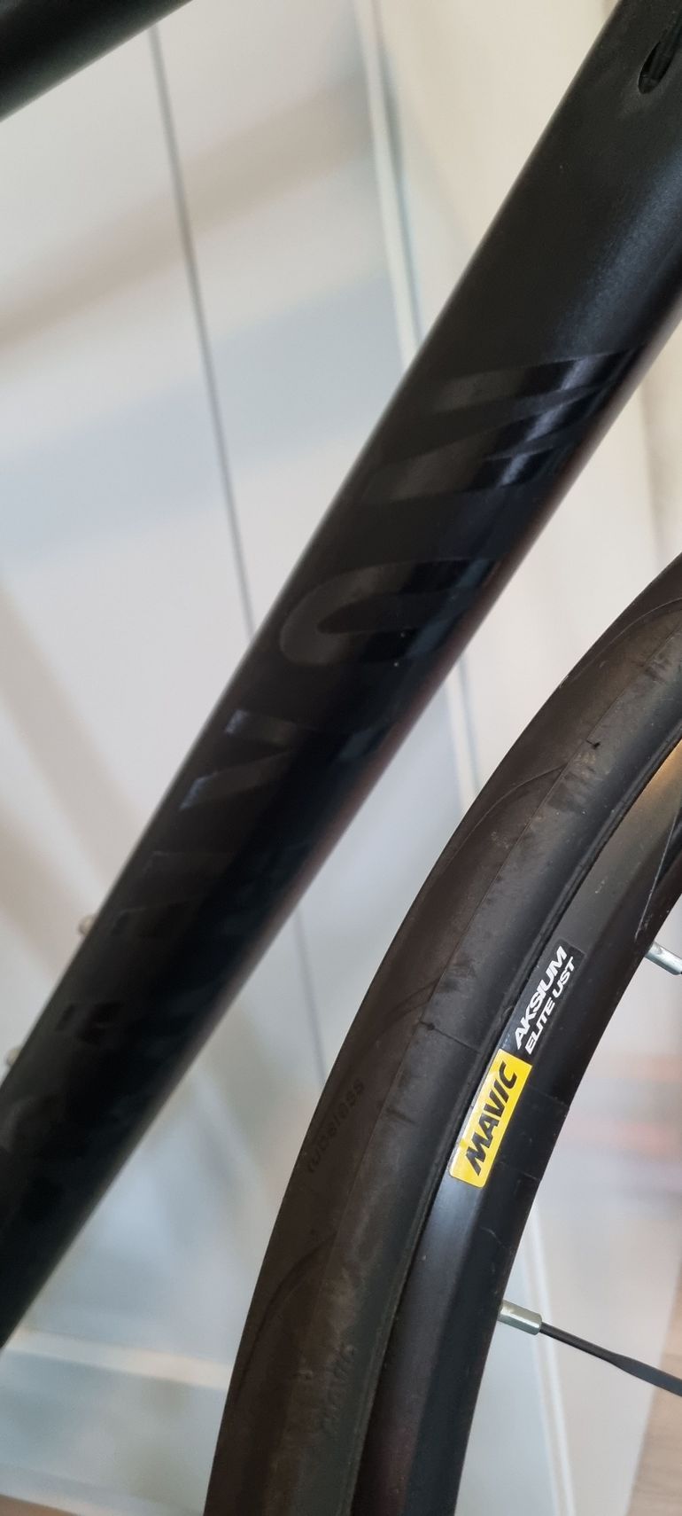 Used Canyon Endurace AL Disc 7.0 2019 2019 Road & Gravel, Black — image 3 of 11