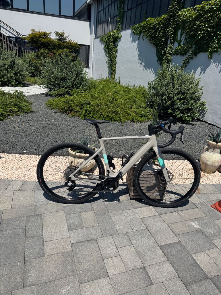 Brugt Scott Solace Gravel eRIDE 30 2025 2025 Road & Gravel — billede 1 af 6