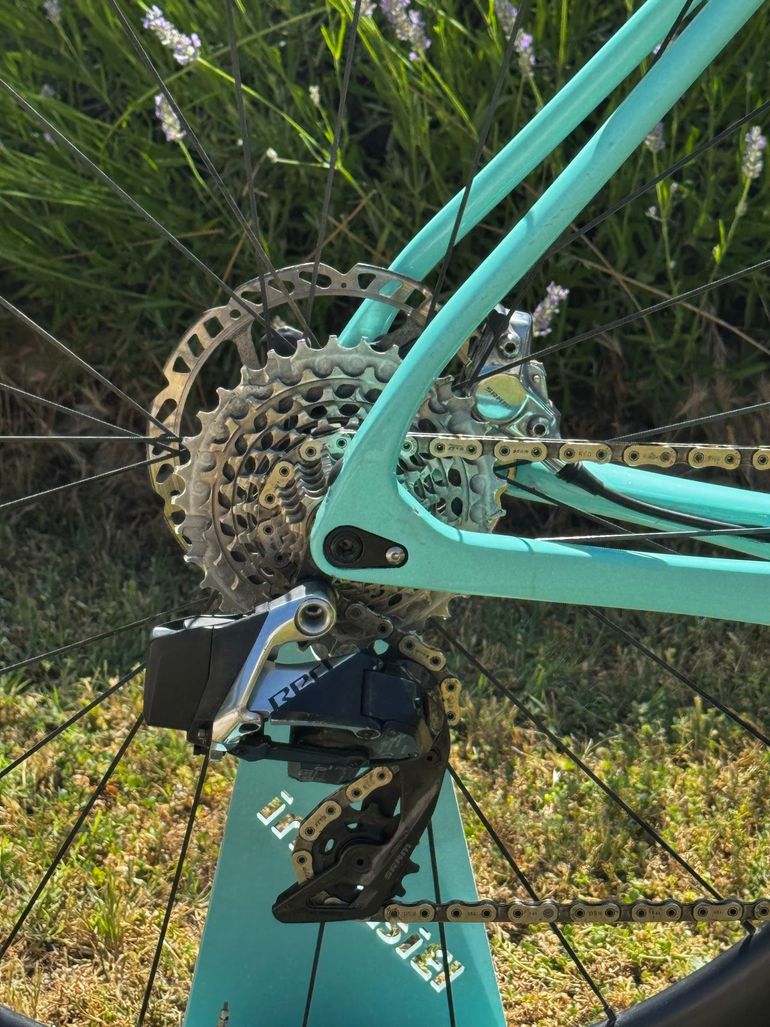Brugt Bianchi Specialissima - Red eTap AXS 2022 2022 Road & Gravel — billede 8 af 11