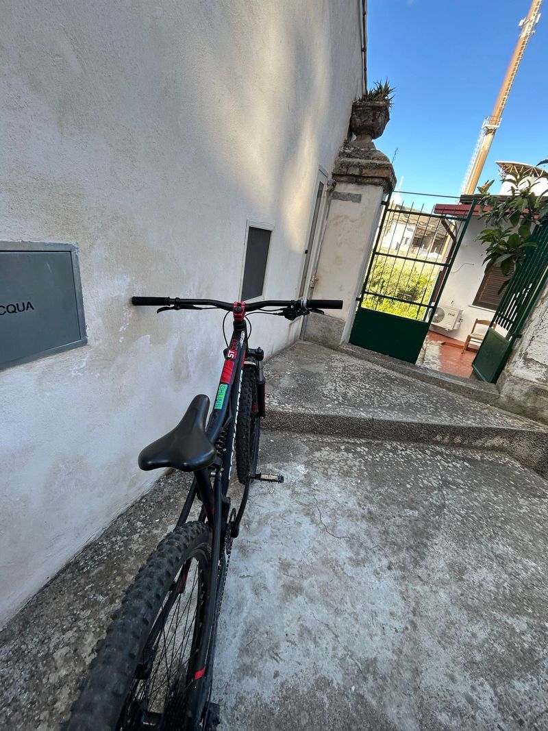 Gebrauchtes ROCKRIDER Custom Tektro 2025 Mountainbike, Schwarz — Bild 6 von 6