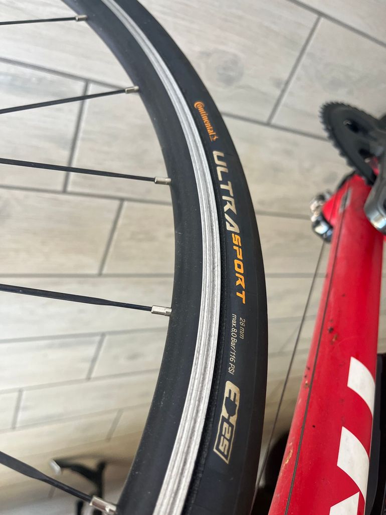 Used Trek Émonda ALR 4 2019 2019 Road & Gravel, Red — image 5 of 6