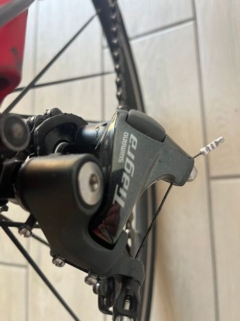 Used Trek Émonda ALR 4 2019 2019 Road & Gravel, Red — image 4 of 6