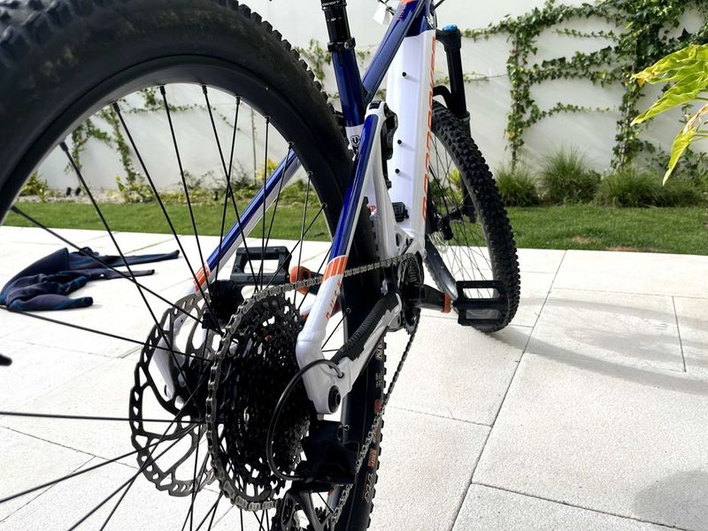 Used Mondraker Dusk RR 2021 2021 Mountainbike, White, 29 — image 3 of 5