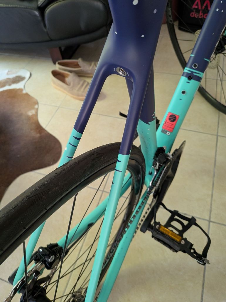 Käytetty Canyon Ultimate Shimano 105 2022 Road & Gravel — kuva 5 / 14