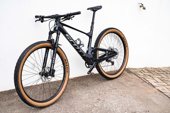 Used Scott Spark RC Comp 2024 2024 Mountainbike, Black — image 10 of 11
