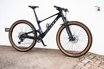 Used Scott Spark RC Comp 2024 2024 Mountainbike, Black — image 3 of 11