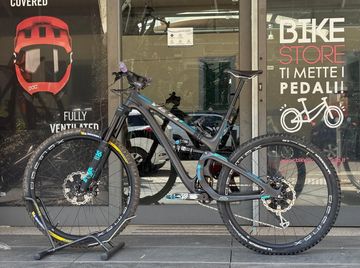 Yeti SB5.5 Carbon GX Eagle 2018 2018 Mountainbike usato, Nero — immagine 2 di 5