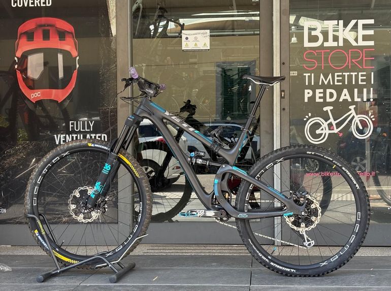 Used Yeti SB5.5 Carbon GX Eagle 2018 2018 Mountainbike, Black — image 2 of 5