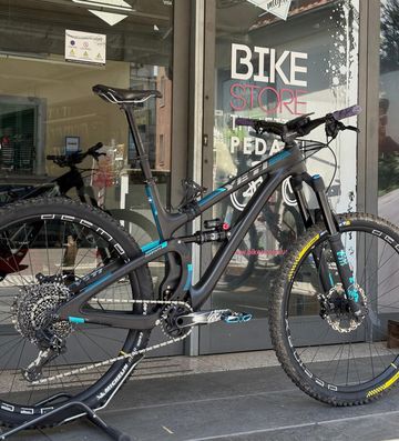 Yeti SB5.5 Carbon GX Eagle 2018 2018 Mountainbike usato, Nero — immagine 4 di 5