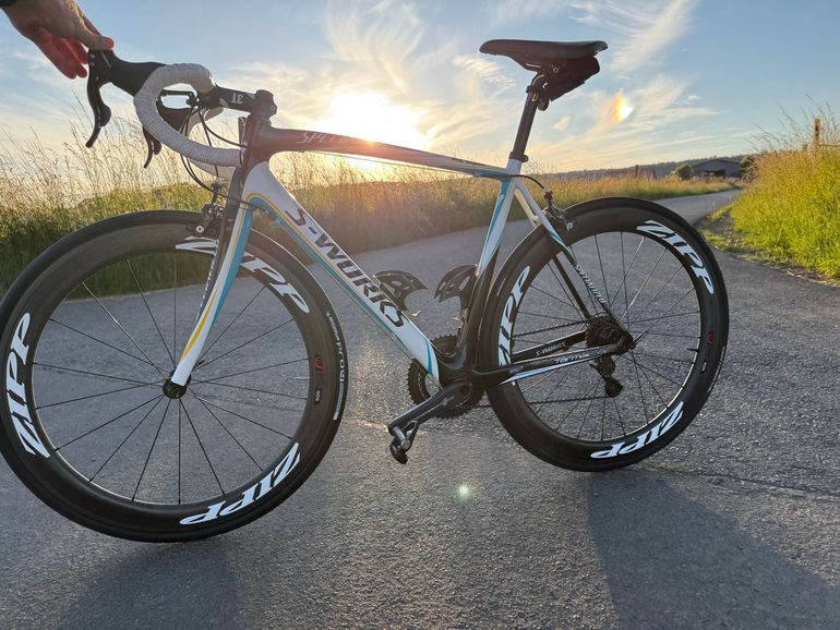 Gebrauchtes Specialized Tarmac Campagnolo Record 2011 Road & Gravel, Weiß — Bild 1 von 9