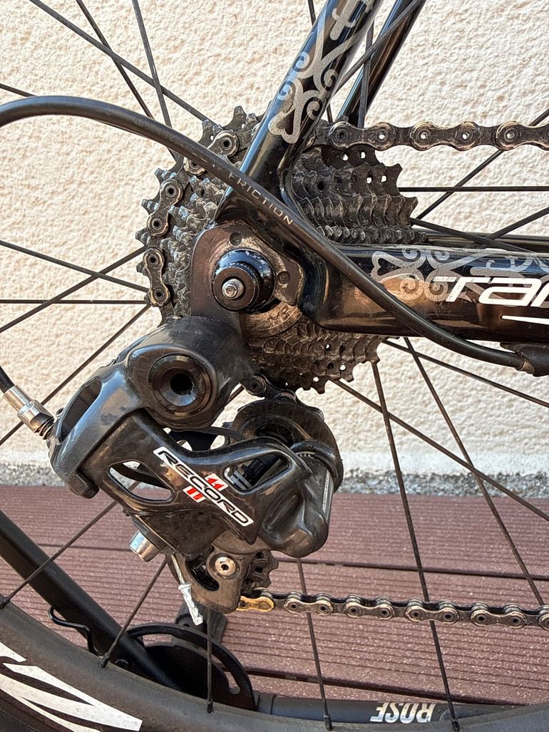 Gebrauchtes Specialized Tarmac Campagnolo Record 2011 Road & Gravel, Weiß — Bild 4 von 9